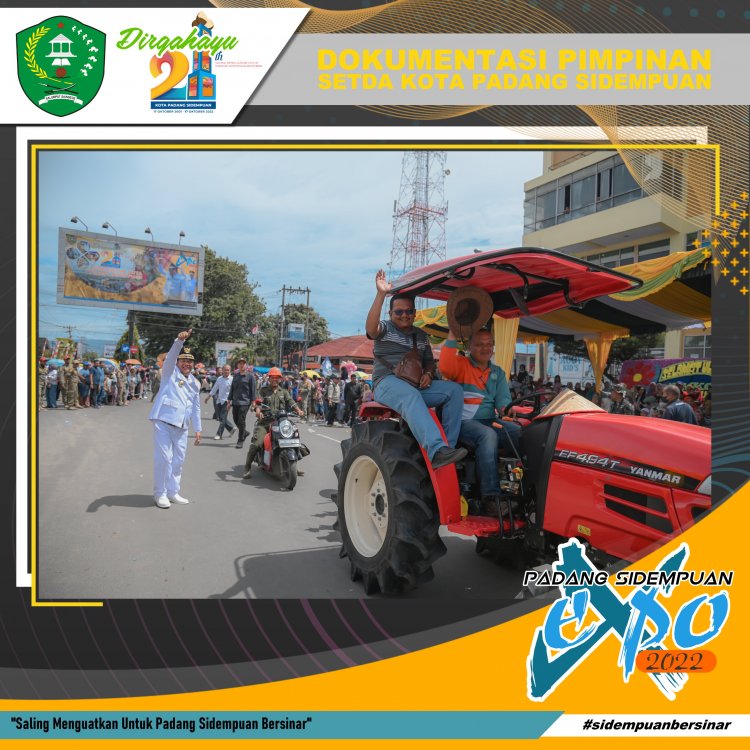 Pawai Carnaval Semarakkan Peringatan HUT Padang Sidempuan Ke 21