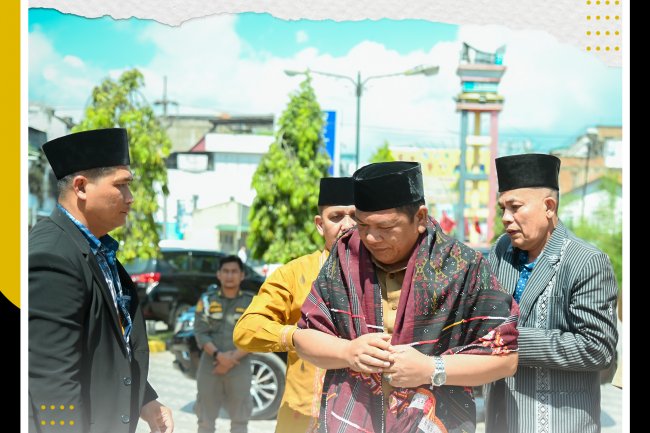 Wali Kota Buka Pertunjukan Margondang, Manortor, dan Makkobar Padang Sidempuan Tahun 2022