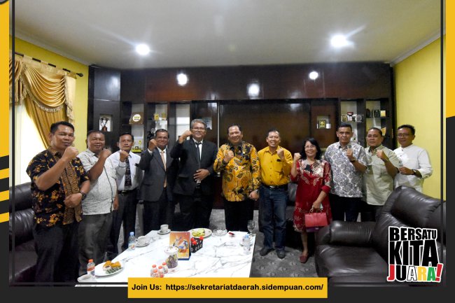 Walikota Padang Sidempuan terima Audiensi Pengurus Huria Batak Protestan (HKBP) Resort Padang Sidempuan - DistrikTabagsel dan Sumatera Barat