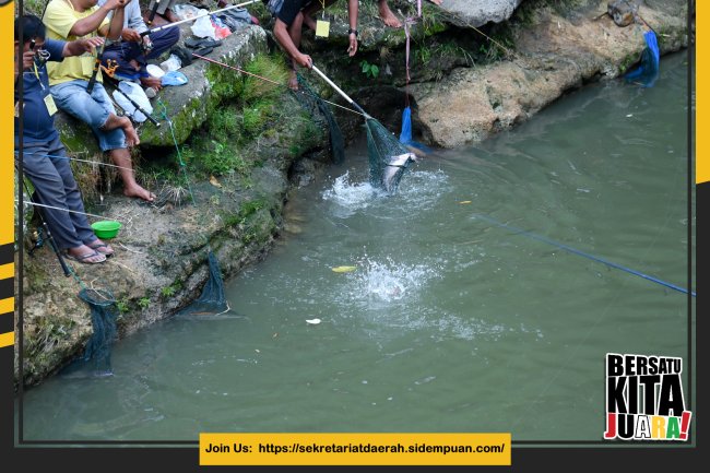 Buka Lubuk Larangan di Kelurahan Wek.III, Walikota: Jaga Kearifan Lokal