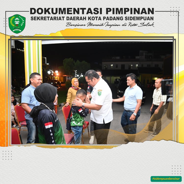 Wali Kota Padang Sidempuan Lepas Atlet Renang Menuju Pemusatan Pelatihan di Bandung