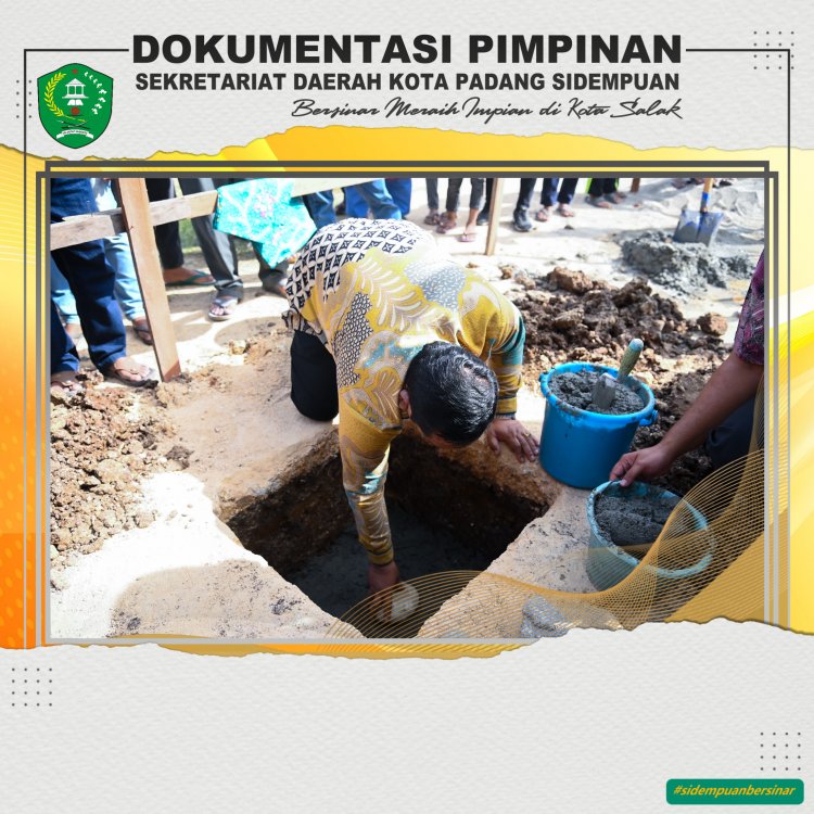 Wali Kota Irsan Efendi Nasution Melakukan Peletakan Batu Pertama Masjid Abdullah Bin Zaid Kelurahan Panyanggar.