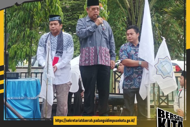 Kurang Lebih 2000 Murid, Orang Tua dan Guru - Guru, Wakil Walikota Padang Sidempuan Lepas Pawai Penyambutan Bulan Suci Ramadhan di Lingkungan Keluarga Besar Yayasan Pendidikan Bina Ul-Ummah  Padang Sidempuan