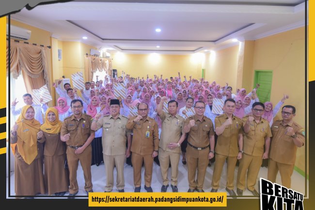 130 Guru Kota Padangsidimpuan Terima SK PPPK