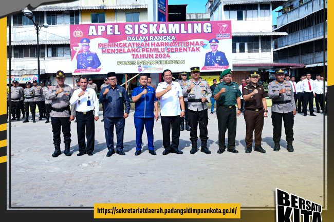 Kapolres Padangsidimpuan Pimpin Apel Siskamling untuk Meningkatkan HARKAMTIBMAS menjelang Pemilu Serentak Tahun 202