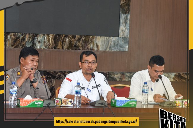 Asisten Pemerintahan & Kesejahteraan Rakyat Setda Kota Padangsidimpuan Pimpin Rapat Persiapan HUT RI Ke 78