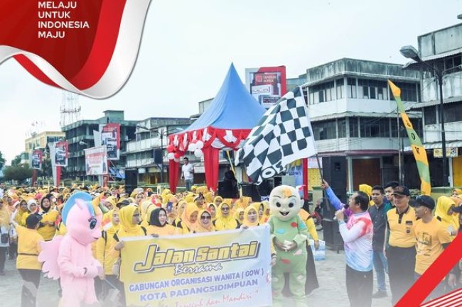 GOW (Gabungan Organisasi Wanita) Padangsidimpuan Gelar Jalan Santai